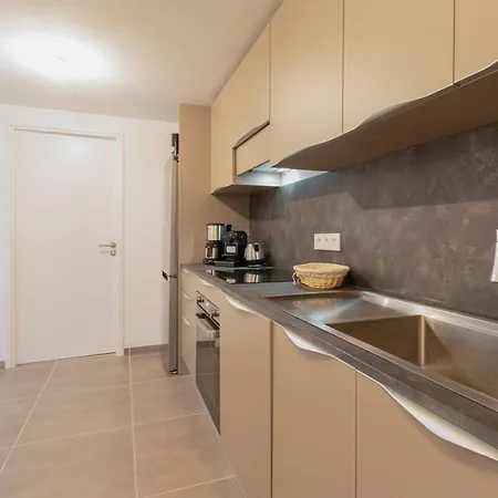 Les Jardins Secrets * Антіб