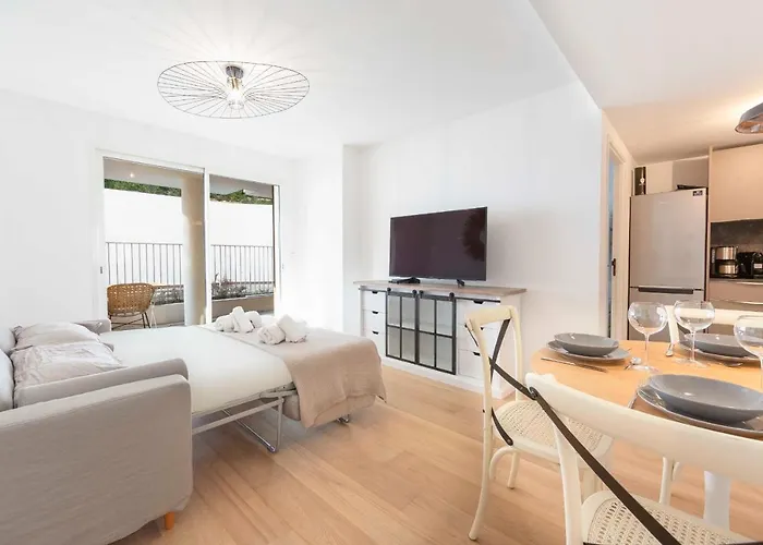 Les Jardins Secrets Lejlighed Antibes